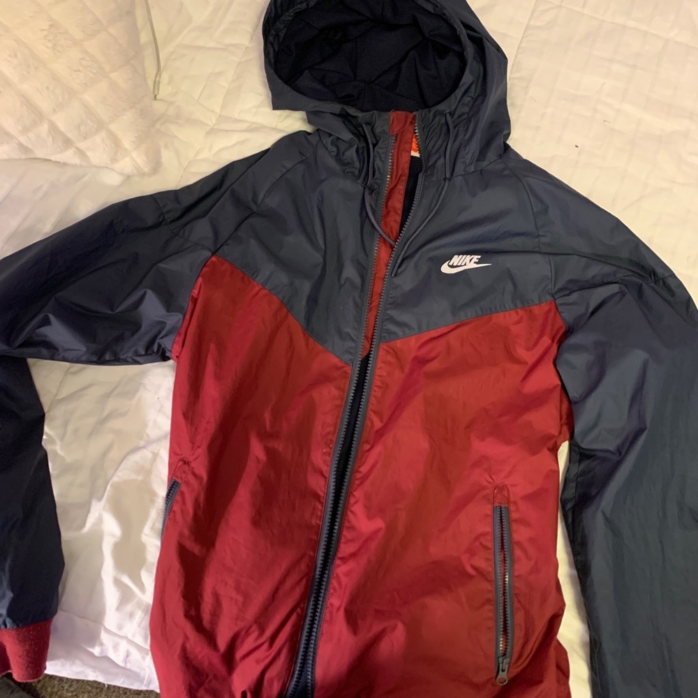 Nike windbreaker